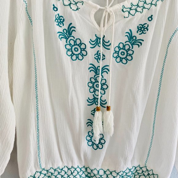 💜American Rag- White Teal Embroidered BOHO Top XL - Picture 3 of 12